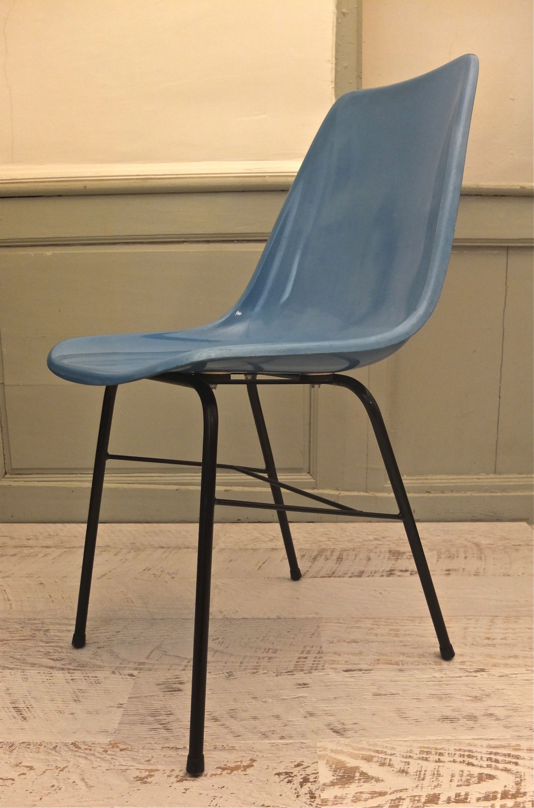 Slavia vintage photi chaise bleue en fibre tchèque modèle "Tram"
