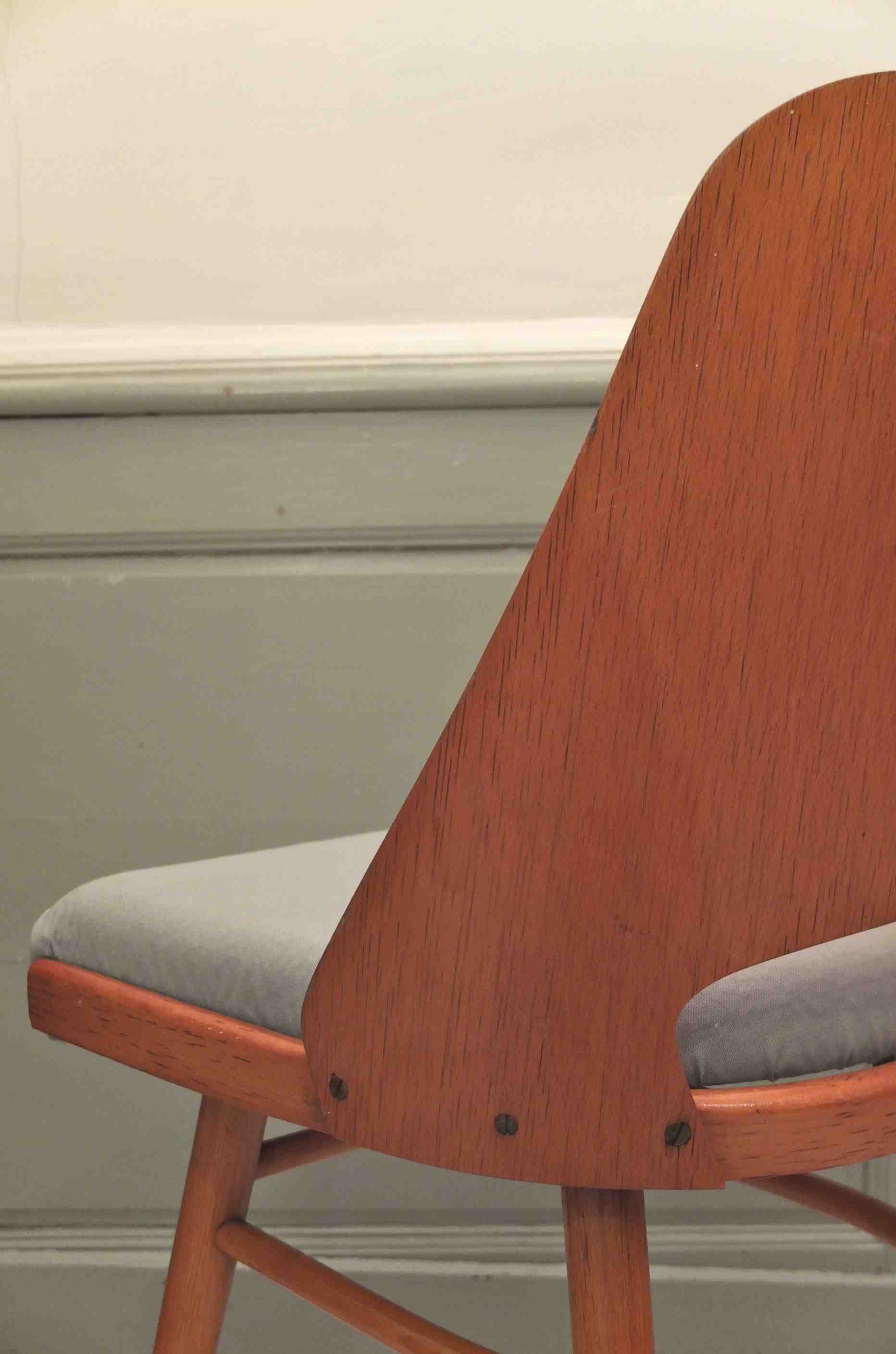 chaise en bois courbé Bentwood 3 slavia vintage 6