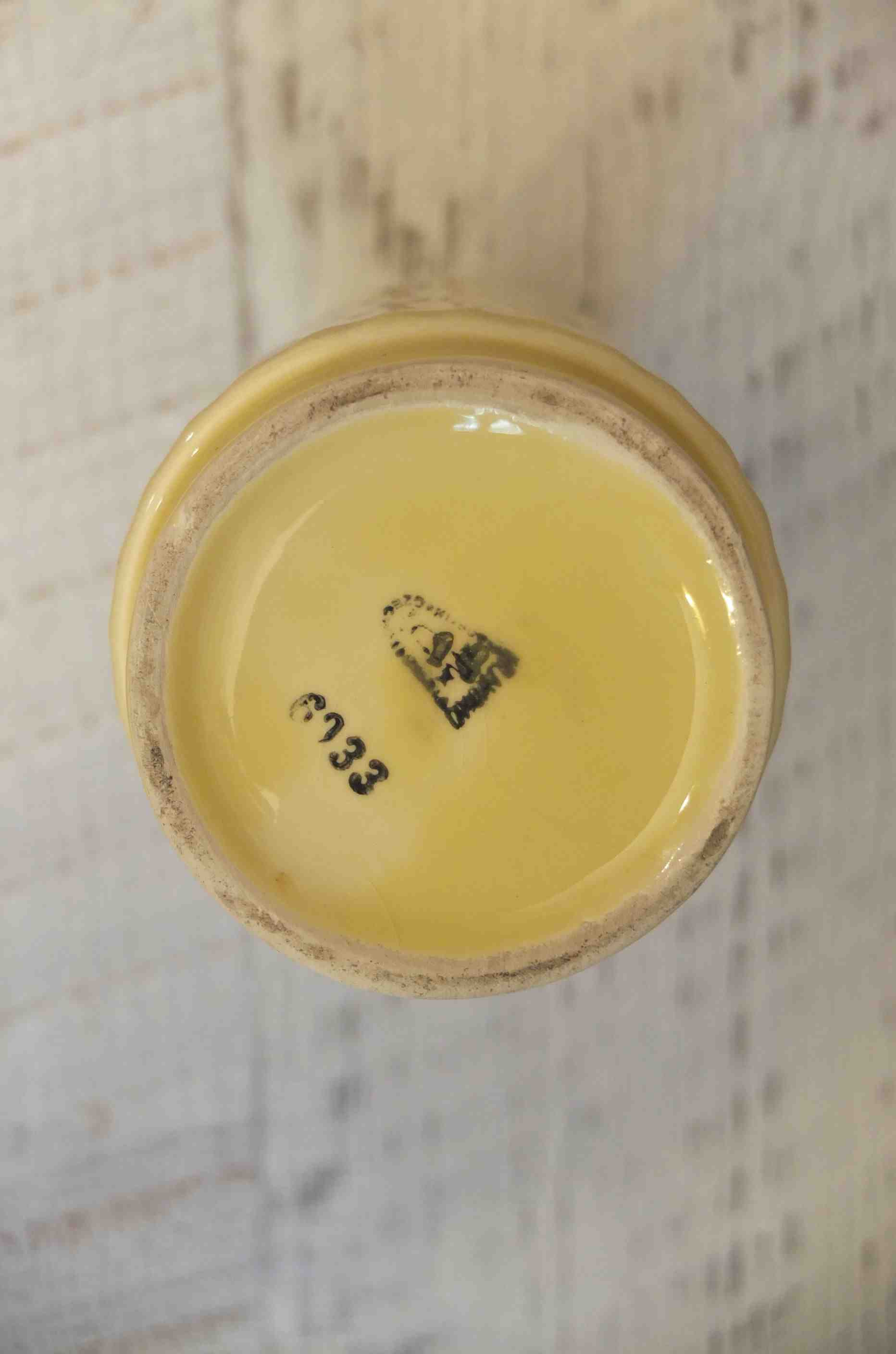 Slavia Vintage vase en porcelaine des annees 60 tchecoslovaque "Vanilla" inscription